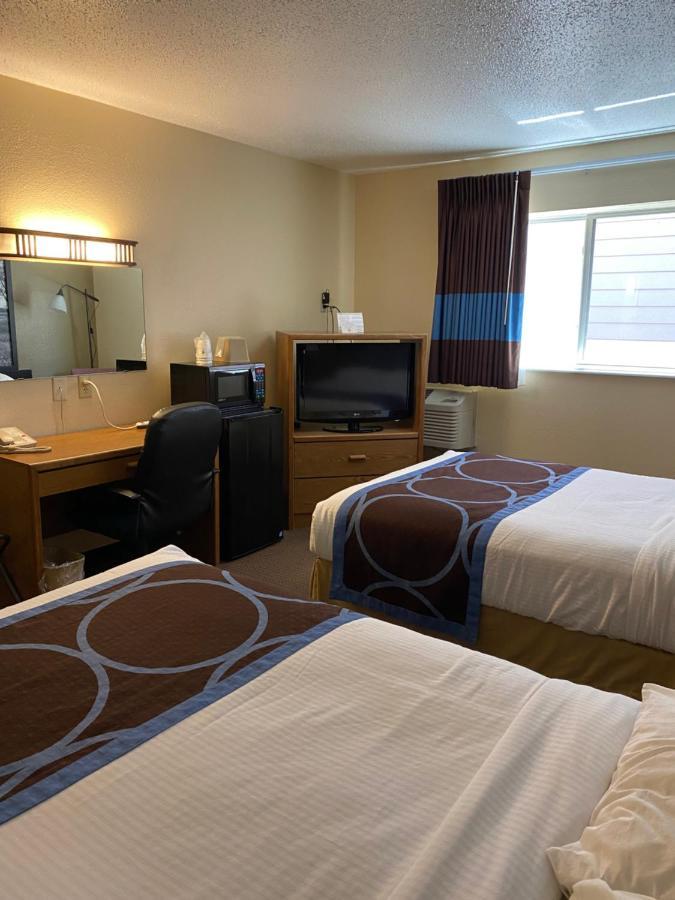 Super 8 By Wyndham Ogallala Ngoại thất bức ảnh